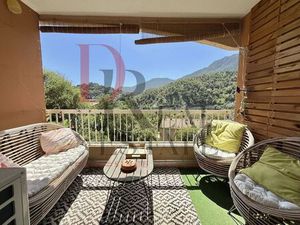 Vente appartement 4 pièces 74 m² Menton (06500)
