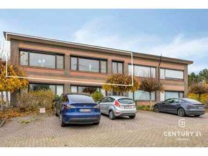 Sensation de loft - jardin privé  garage et revenu extra!