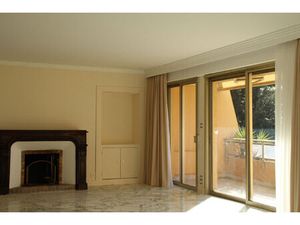 Vente appartement 4 pièces 154 m² Nice (06100)