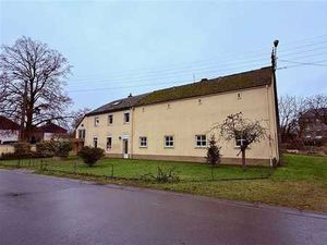 GRANDE FERMETTE A RENOVER