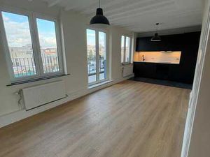 appartement-petit penthouse à vendre