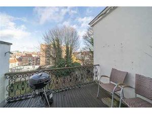 Couronne - Magnifique APPT 1CH avec terrasse