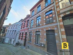 Immeuble de rapport avec 3 appartements 2ch