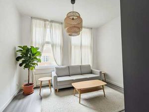 Mons intramuros – Appartement rénové 2 ch avec terrasse