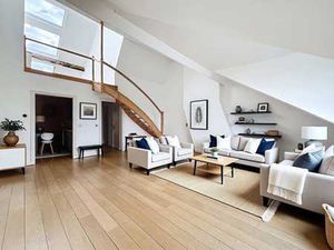 Molière : superbe penthouse avec terrasse