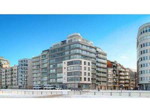 Appartement d’angle sur la digue avec vue dégagée