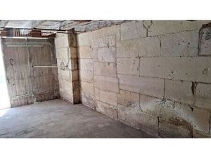Vente garage 13 m² Saintes (17100)