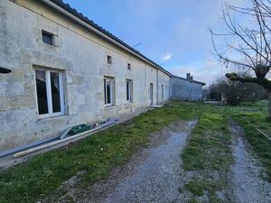 Vente maison 7 pièces 103 m² Orignolles (17210)