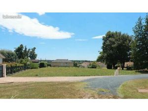 Terrain constructible Bagé-la-Ville