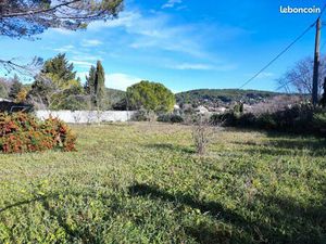 Terrain 1 100 m² Carces