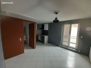 Studio 1 pièce 21 m²