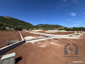 Terrain 469 m² Gonfaron