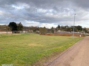 Terrain 1 360 m² Villeneuve L Archeveque