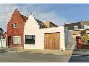 Maison prête à emménager et récemment rénovée à vendre à Tie