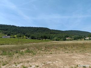 Terrain 1 067 m² Salernes