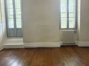 Appartement lumineux  DPE D  libre de suite