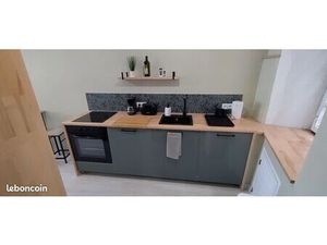 Hyères centre piéton grand T2 ensoleillé