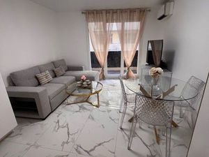 À VENDRE – 2 pièces rénové – Hyper centre Nice – Balcon 8 m² – Cave