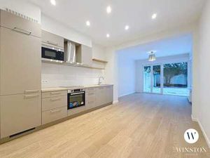 Appartement RDC 2 chambres entièrement rénové avec jardin