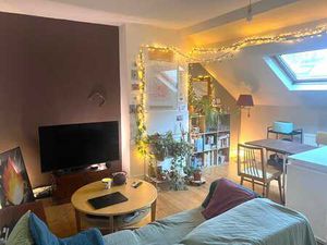 Duplex entre Parvis et Place Stéphanie