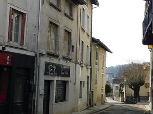 Local commercial 58 m² Poncin