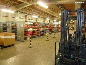 Local industriel 3 000 m²