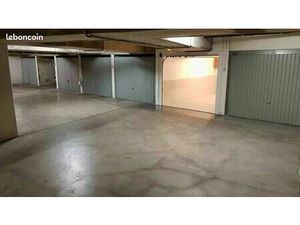 Garage / Box en sous-sol - Excellent état