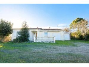 Vente maison 4 pièces 130 m² Confolens (16500)