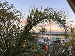 Bel Appartement F3 duplex meublé à louer - Vue port de pêche