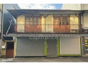 Immeuble 180 m² Cayenne