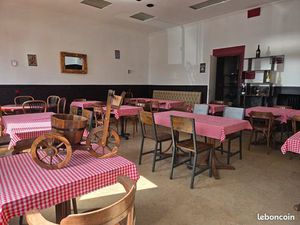 Local commercial 140 m²