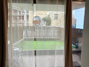 Studio à 500 mètres de la gare