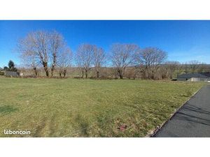 Terrain 210 m² ST CHELY D AUBRAC