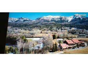 Appartement duplex 4 pièces. Calme avec vue montagne