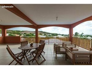 Appartement meublé avec superbe vue mer