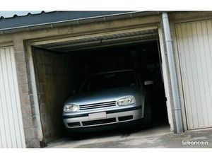 Garage ou place dans garage