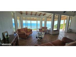 ? Villa avec vue mer panoramique à Saint-François & Emplacement Idéal ?