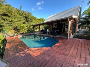 Bungalow 8 pièces 160 m²