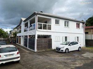 Immeuble 12 pièces 244 m²