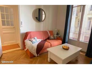 T2 bourgeois plein centre