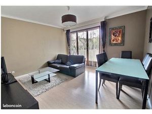 Magnifique Appartement F3 Meublé tout équipé  à 5 mins à pied du RER B avec Balcon