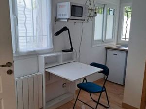 Studio indépendant de 14 m² en sous-location – Disponible de mi-février à mi-avril ■Pour p