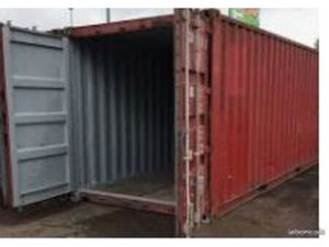 A Ste Anne Conteneur pour stockage de meubles  matériaux  voiture etc