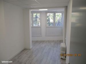 Bureaux cabinet local professionnel