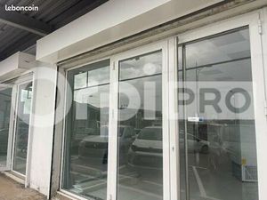 Local commercial 270 m²