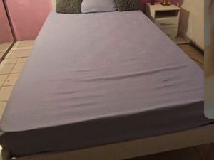 Wifi gratuit. Salle de bain commun .cuisine commun