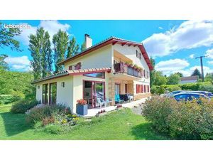 Maison – 240m2 – 2 logements