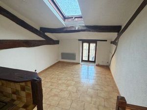 Joli appartement dans rue calme