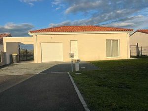 Maison neuve Estillac