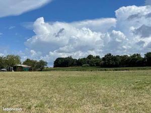 Terrain 350 m² La Lande De Fronsac